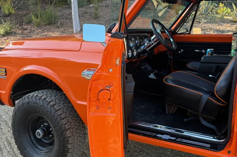 1972 Chevrolet K5 Blazer 1/2 Ton 8