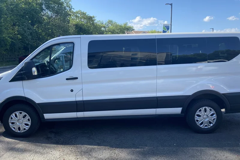 2024 Ford Transit 350 XLT