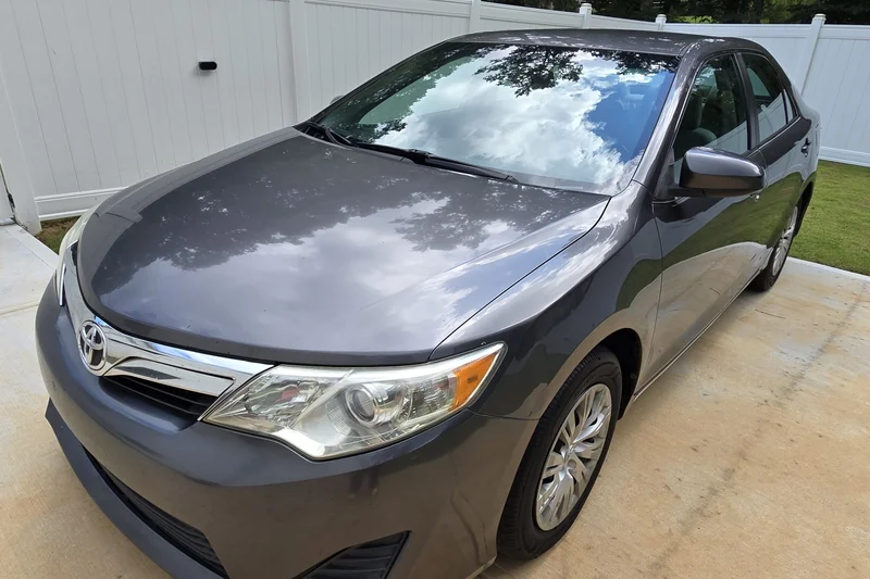 2014 Toyota Camry LE 2