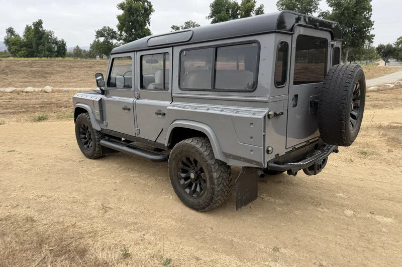 1988 Land Rover Defender 110 Base