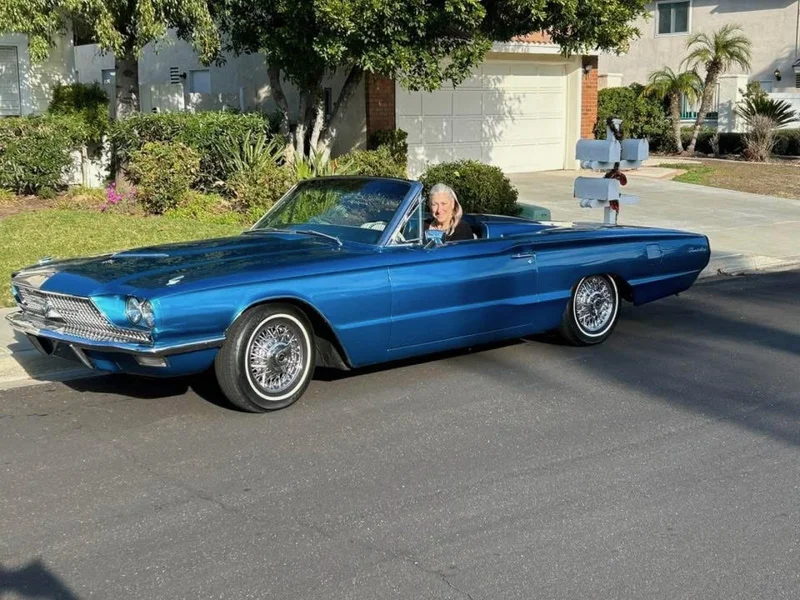1966 Ford Thunderbird