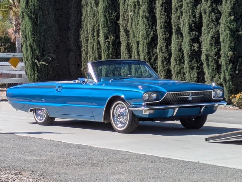 1966 Ford Thunderbird