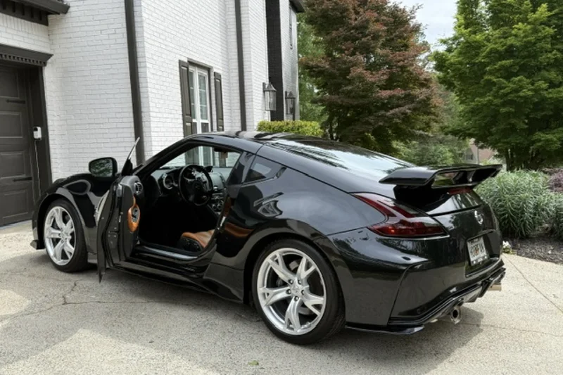 2010 Nissan 370Z 40th Anniversary Edition 2