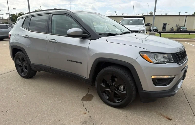 2020 Jeep Compass 6