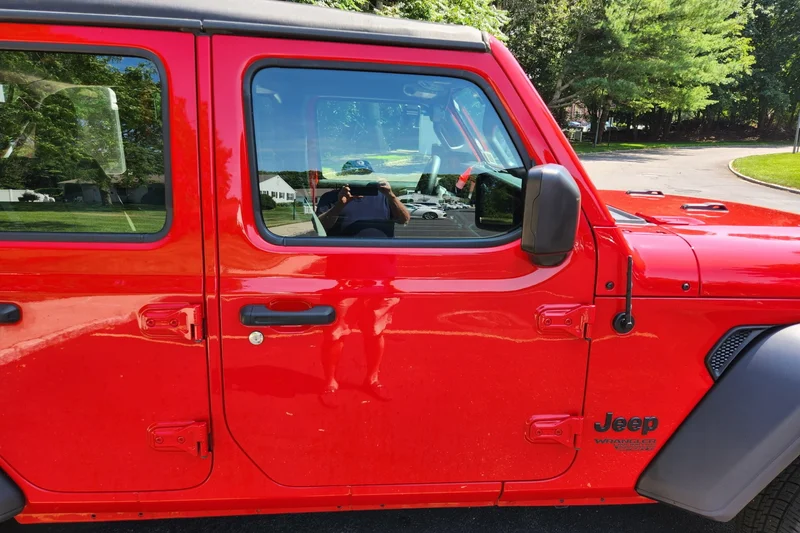 2021 Jeep Wrangler in Southampton 7
