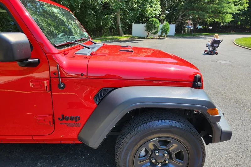 2021 Jeep Wrangler in Southampton 8