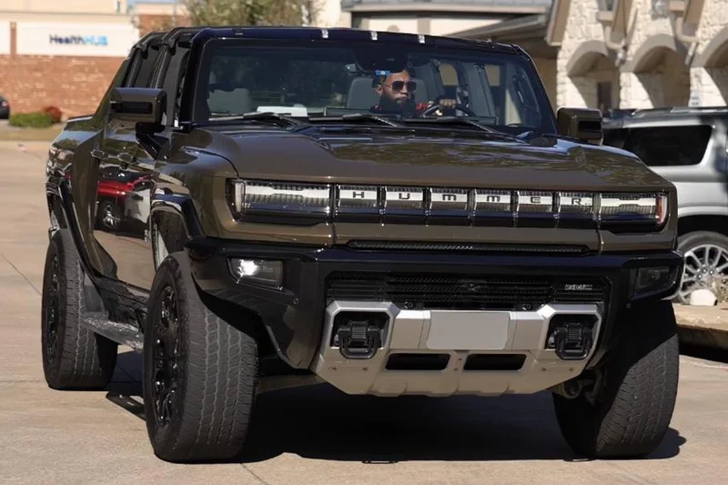 2024 GMC HUMMER