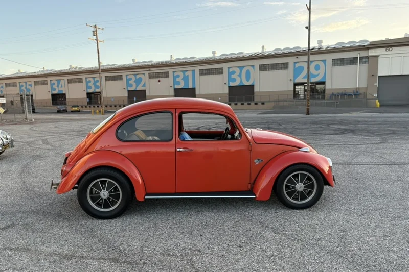 1967 Volkswagen Beetle Base 4