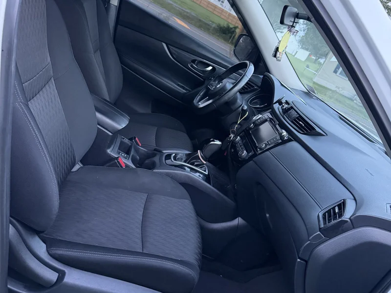 2018 Nissan Rogue in Fredericksburg 4