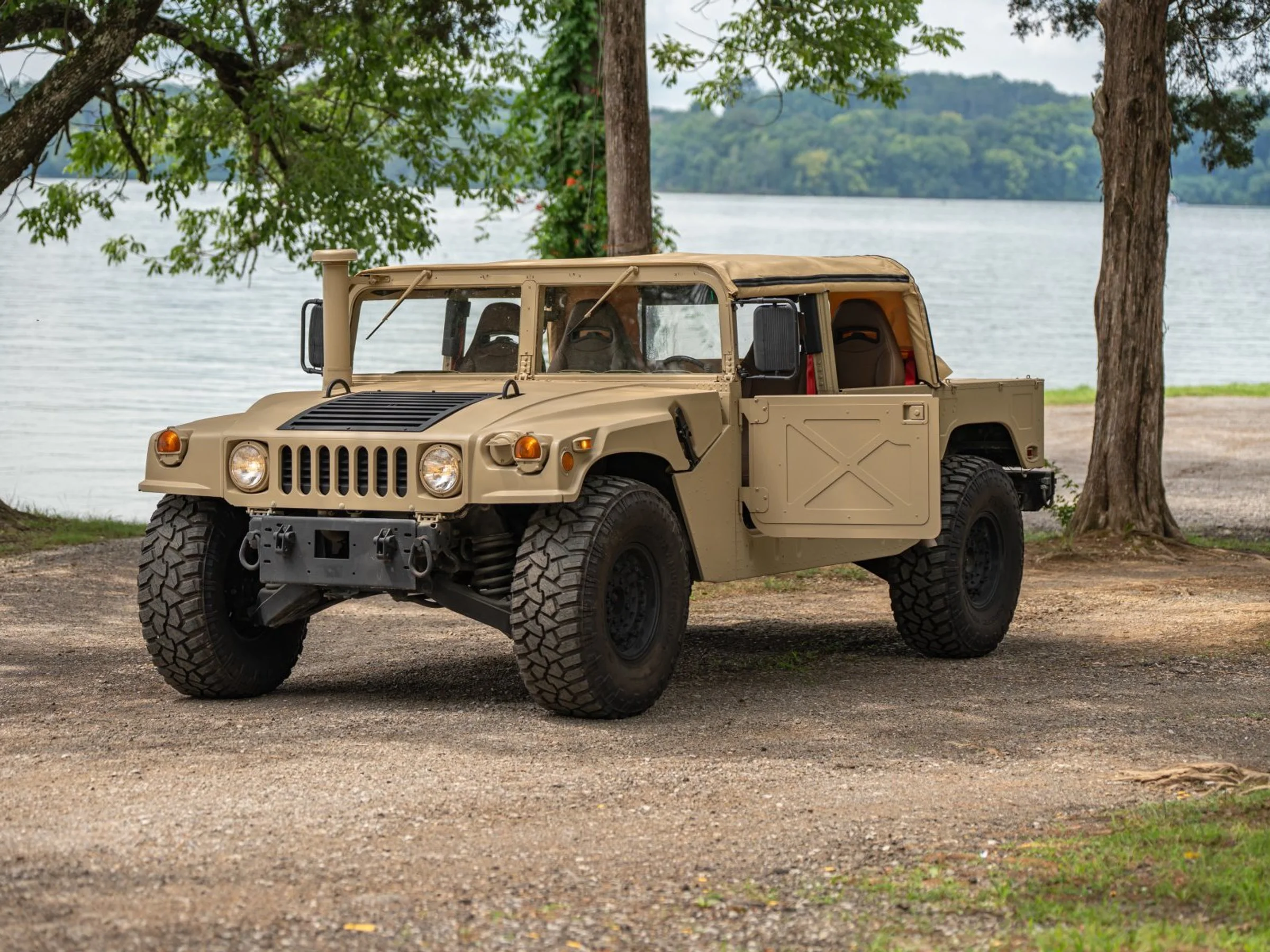 2013 AM General HMMWV