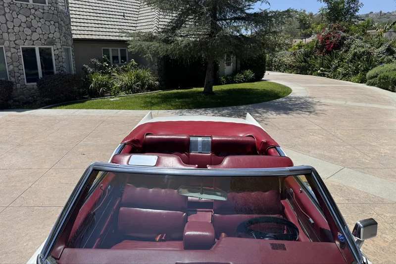 1970 Cadillac DeVille Base 4
