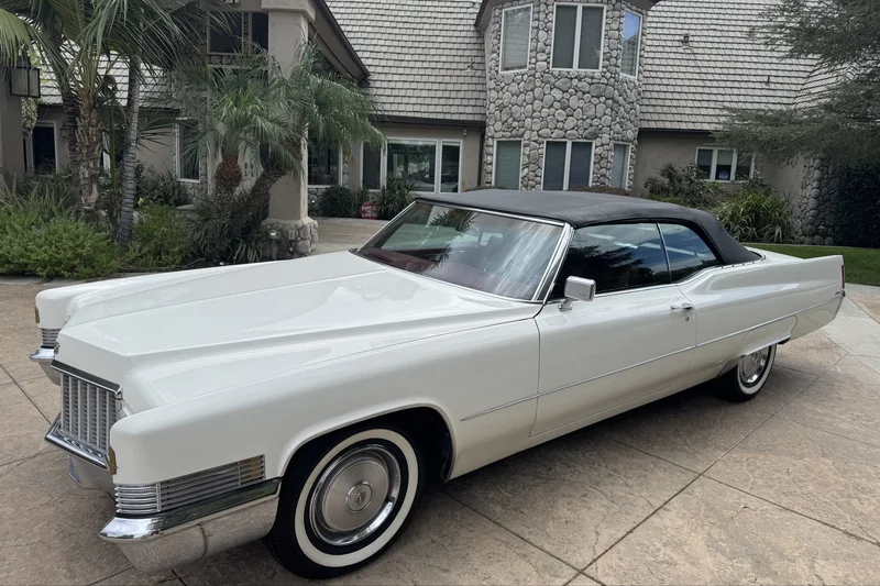 1970 Cadillac DeVille Base 14