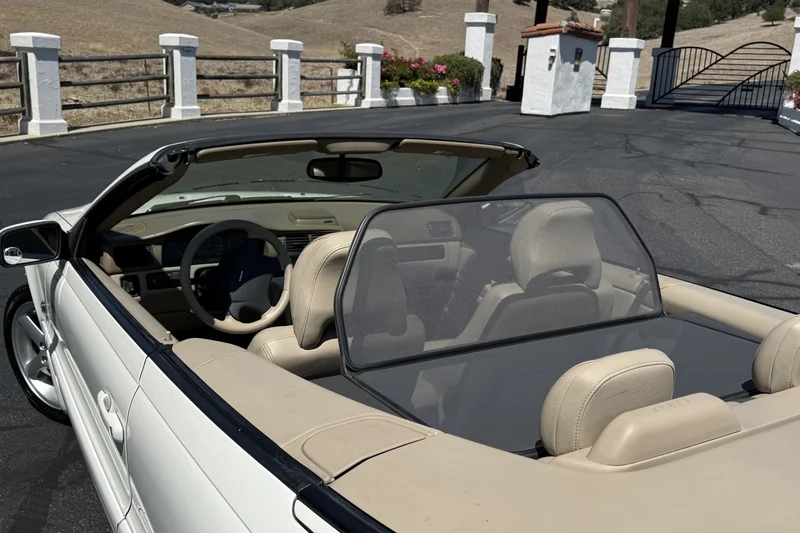 2004 Volvo C70 T5 High Output 2
