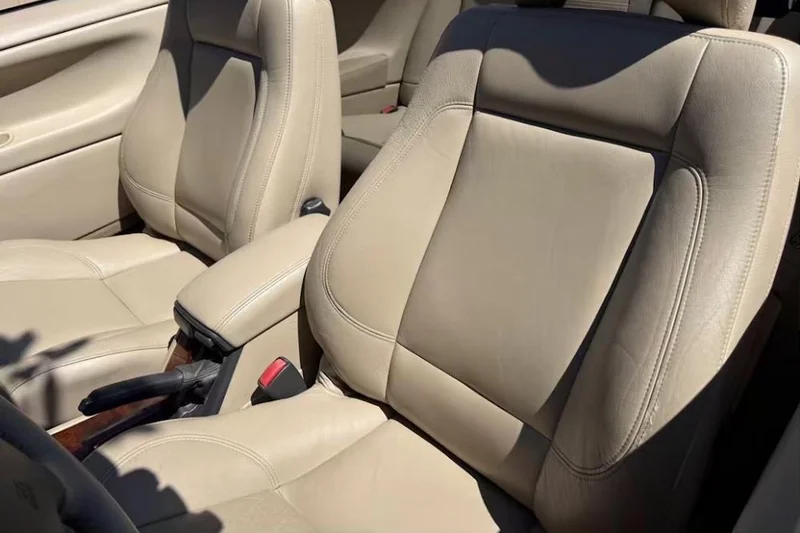2004 Volvo C70 T5 High Output 8