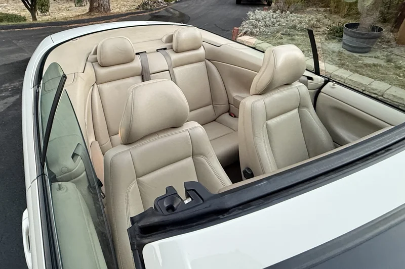 2004 Volvo C70 T5 High Output 10