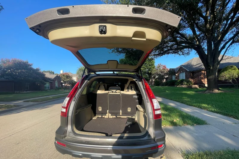 2010 Honda CR-V LX 9