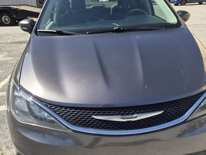 2021 Chrysler Voyager Base 3