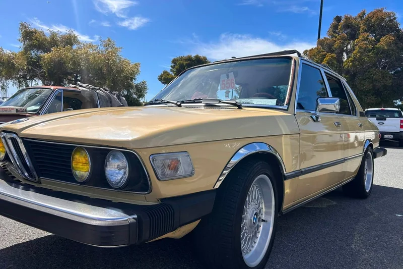 1977 BMW 530i Automatic 2