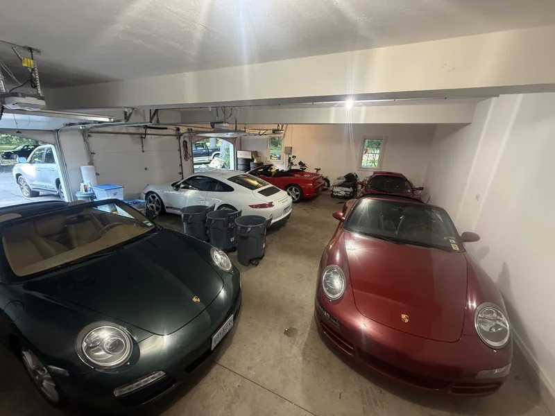 2010 Porsche 911 Carrera 2