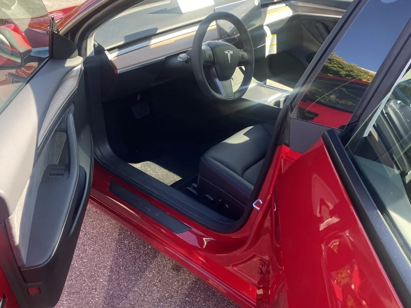 2023 Tesla Model 3 RWD 2