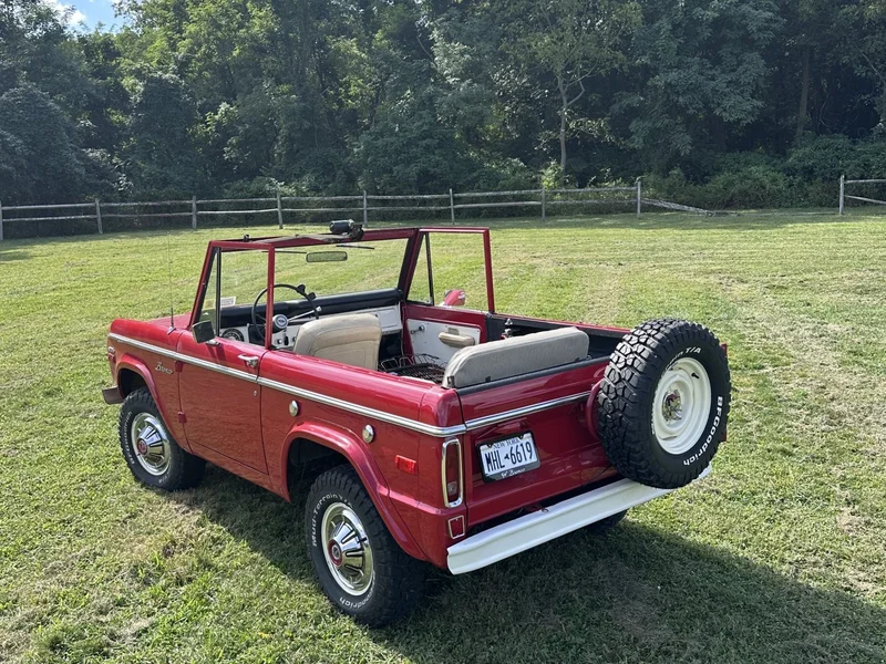 1971 Ford Bronco Base 10