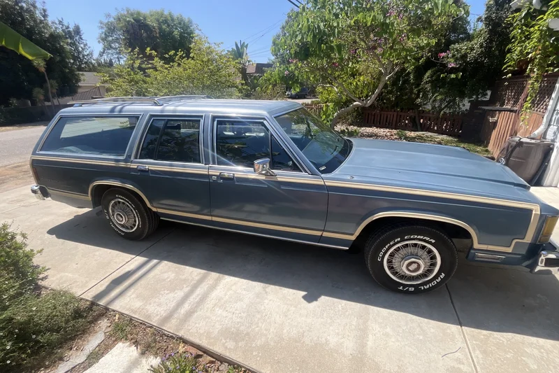 1986 Ford Country Squire LTD