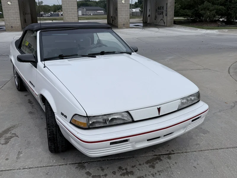 1994 Pontiac Sunbird LE