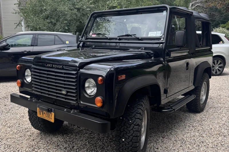 1997 Land Rover Defender 90 (Truck) Base