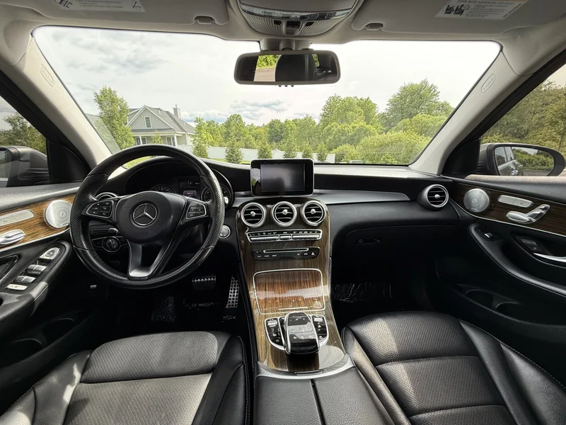 2016 Mercedes-Benz GLC300W 6