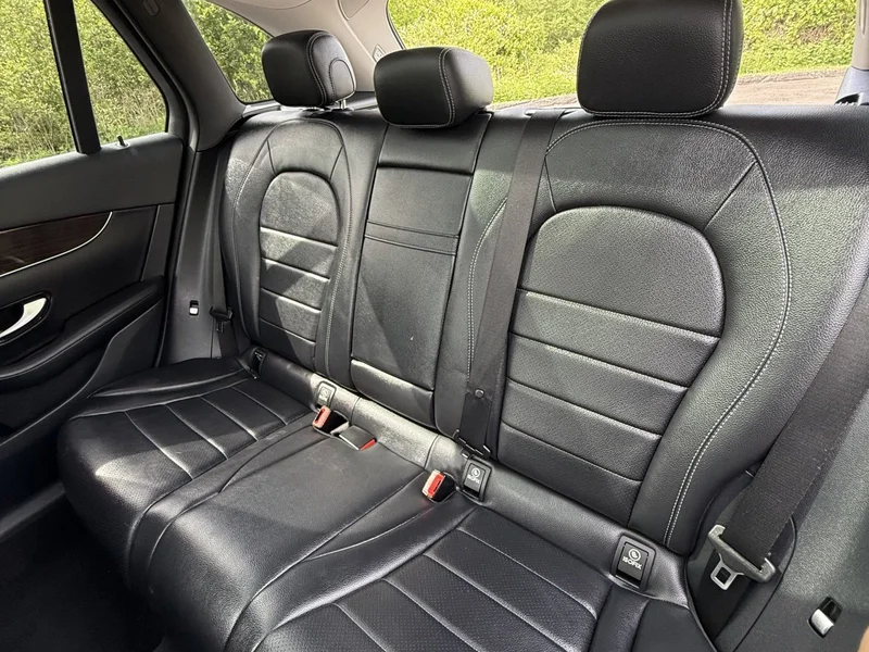 2016 Mercedes-Benz GLC300W 7