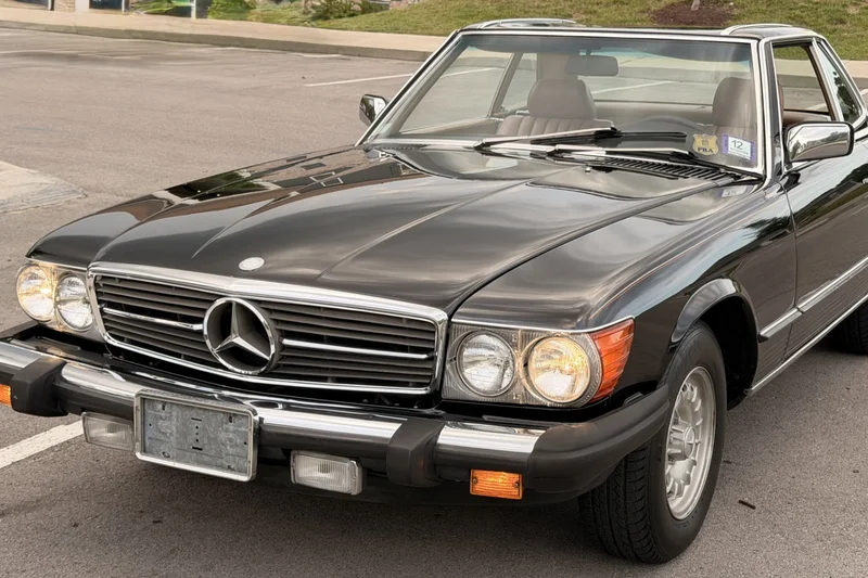 1985 Mercedes-Benz 380 SL Base 3