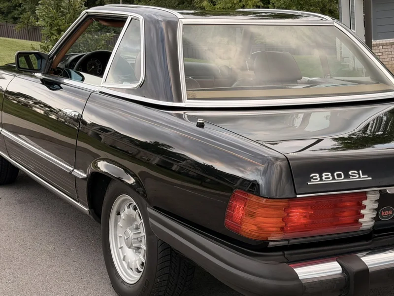 1985 Mercedes-Benz 380 SL Base 7