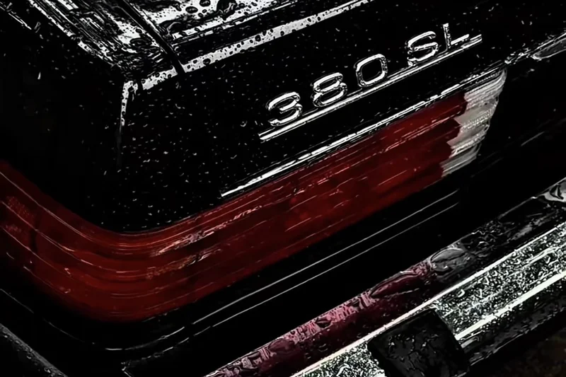 1985 Mercedes-Benz 380 SL Base 23