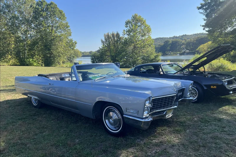 1967 Cadillac DeVille in Pompton Lakes 1