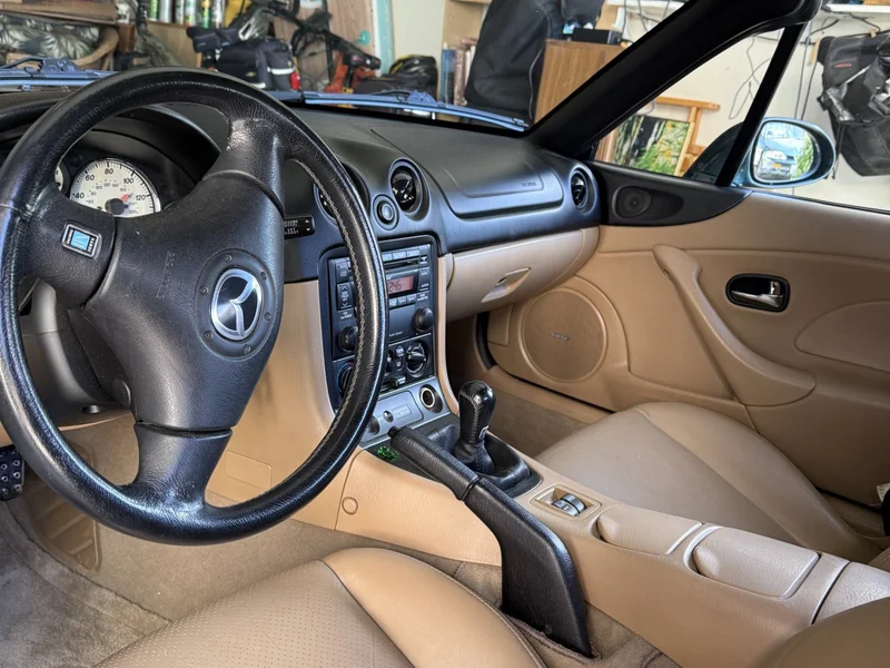 2002 Mazda MX5 convertable, 6 speed 2