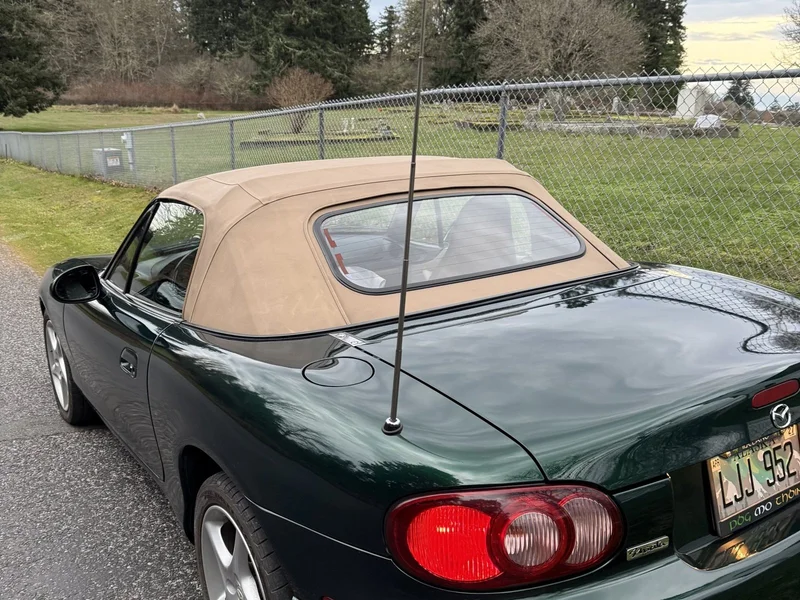 2002 Mazda MX5 convertable, 6 speed 5