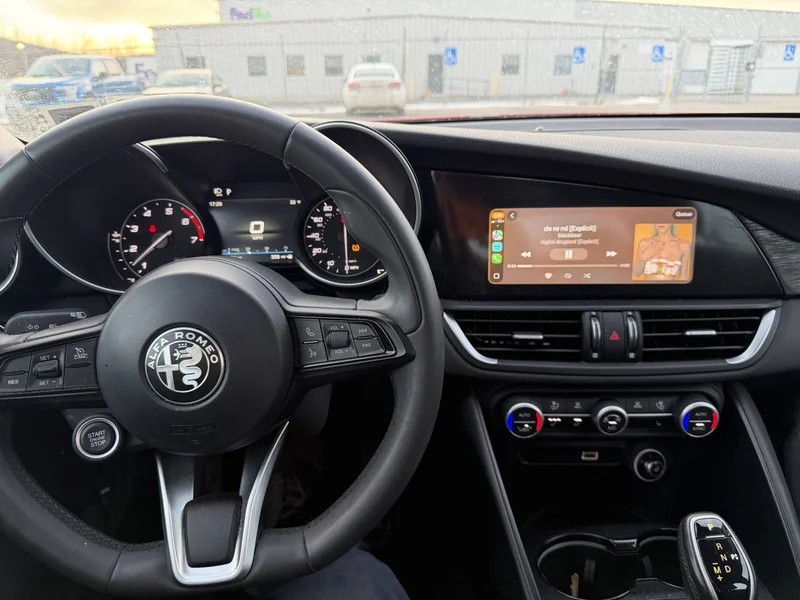 2021 Alfa Romeo Guilia Base 2