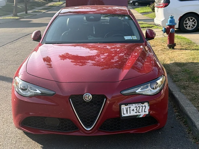 2021 Alfa Romeo Guilia Base 1
