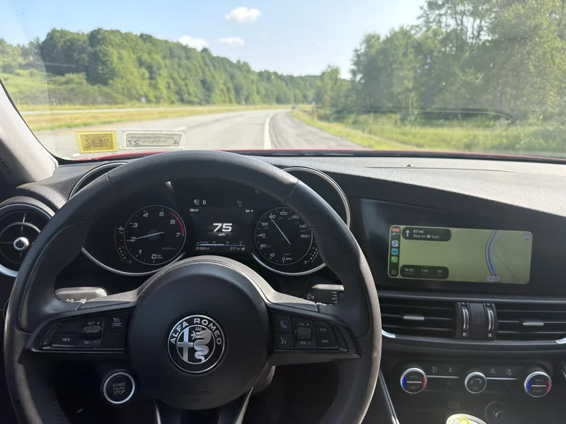 2021 Alfa Romeo Guilia Base 3