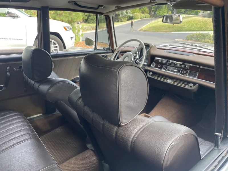 1965 Mercedes-Benz 220 SE 4
