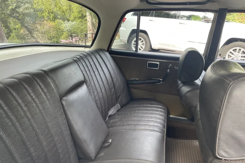 1965 Mercedes-Benz 220 SE 5