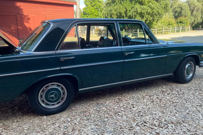 1970 Mercedes-Benz 280 SEL Base 3