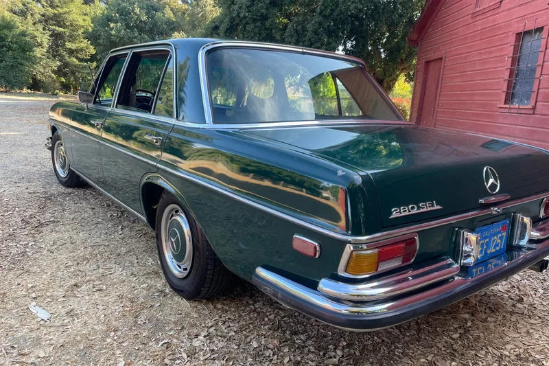 1970 Mercedes-Benz 280 SEL Base 5