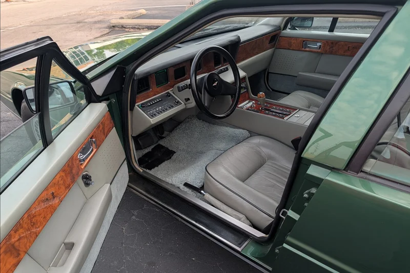 1985 Aston Martin Lagonda S2 5