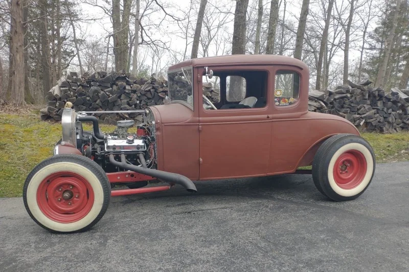 1931 Ford Model A Hot Rod 4