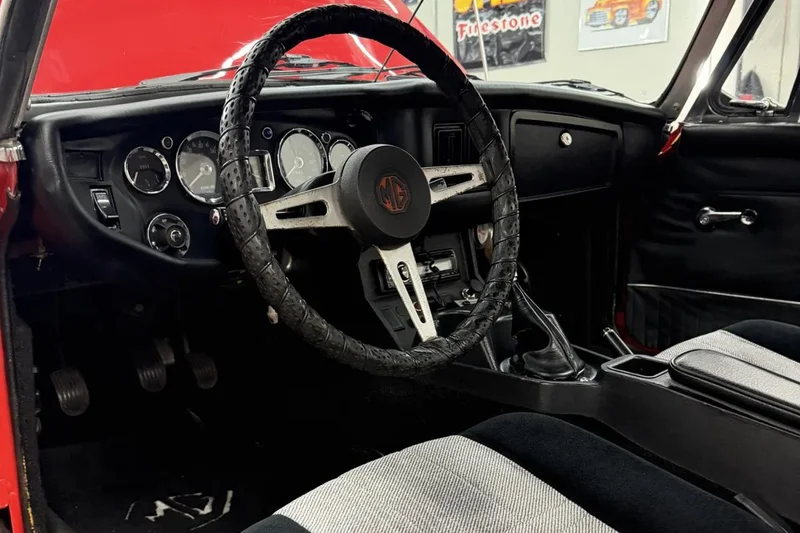 1973 MG MGB Mk III 5
