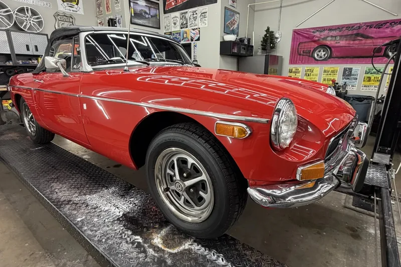 1973 MG MGB Mk III 3