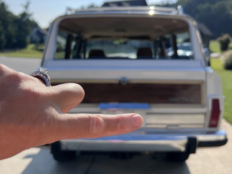 1988 Jeep Wagoneer Base 3