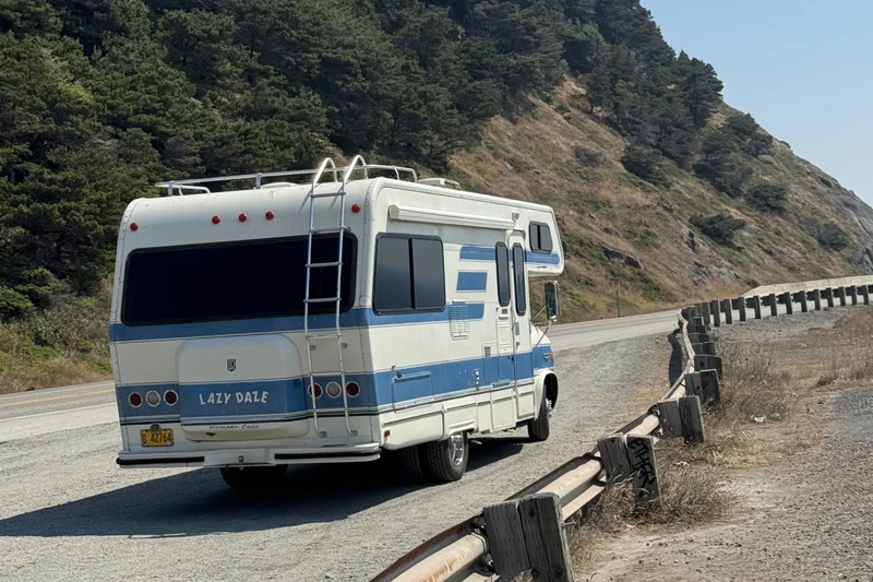 1987 Chevrolet G30 “Lazy Daze” 2
