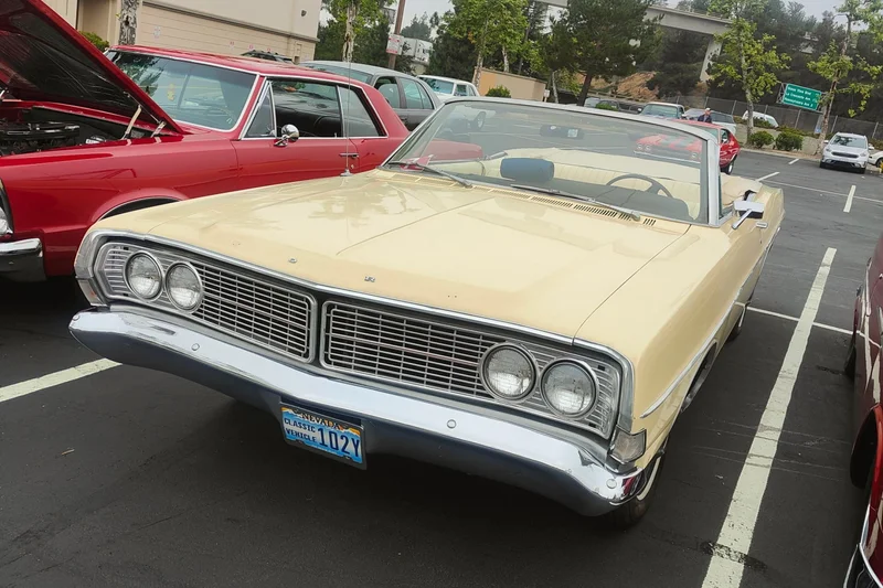1968 Ford Galaxie 500 Base 2